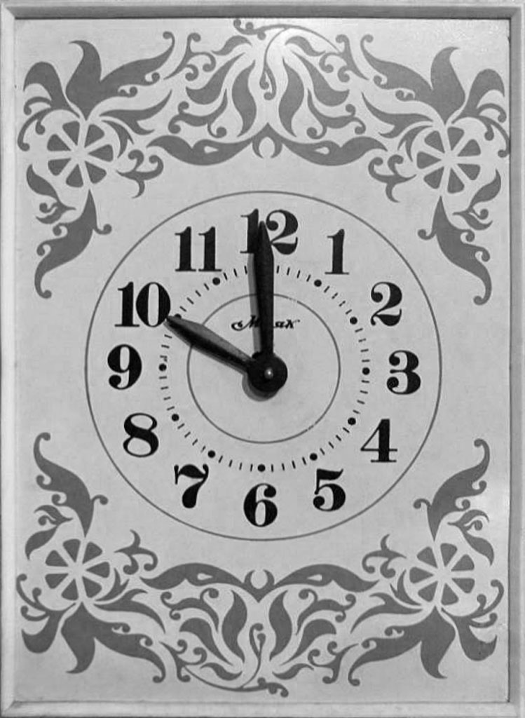 Сердобский часовой завод, СЧЗ, часы ходики, вариант циферблата Русские узоры, продолговатые