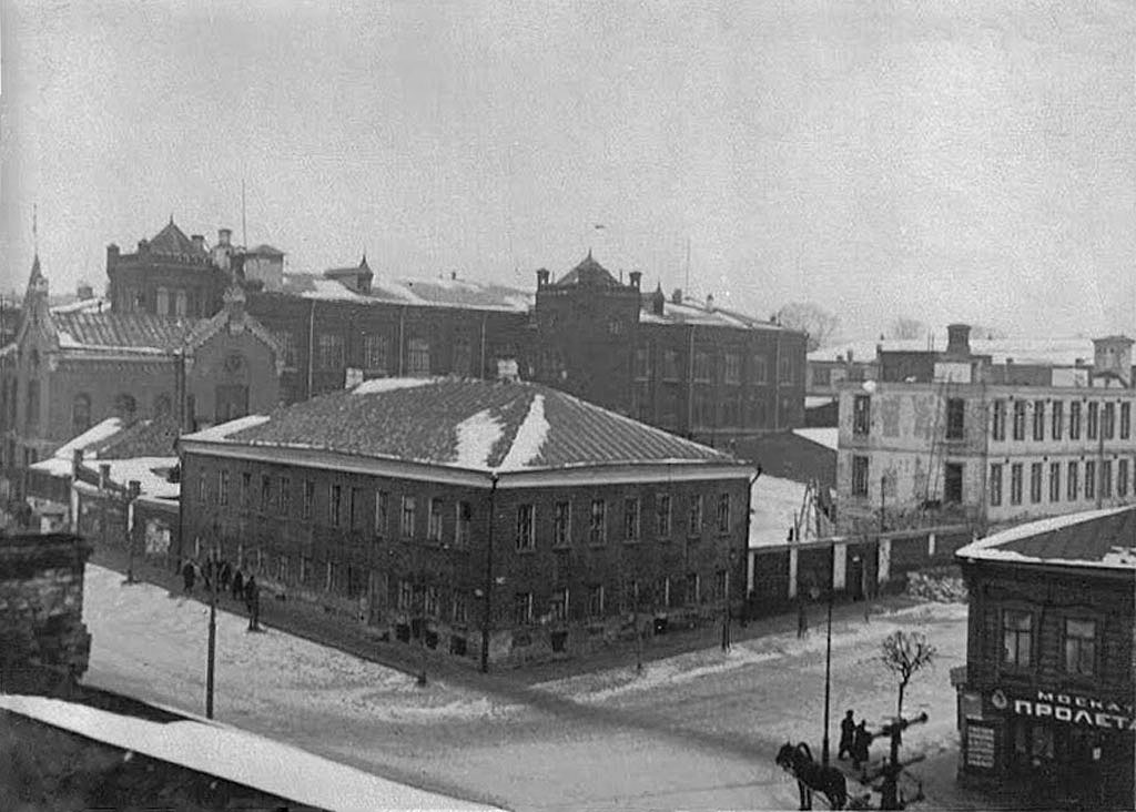 табачная фабрика «Красная звезда», 1930 год