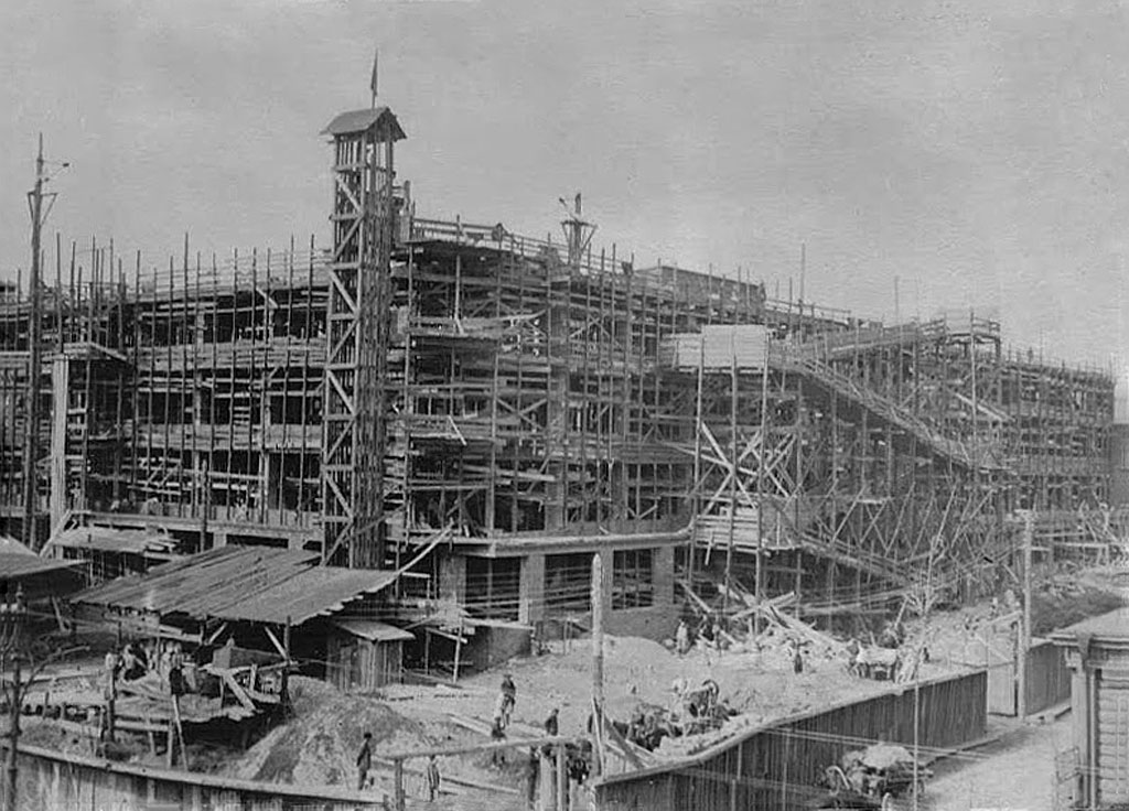строительство главного корпуса 1-го часового завода, 1930 год